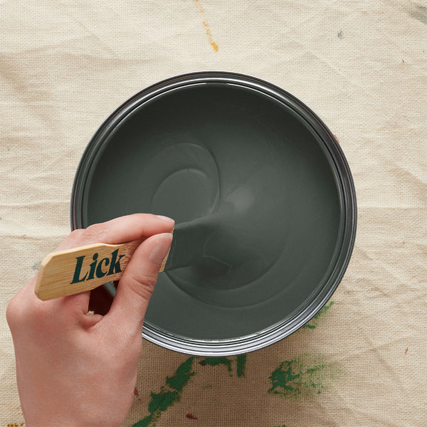 Green 06 paint stir