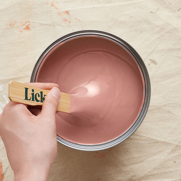 Red 03 paint stir