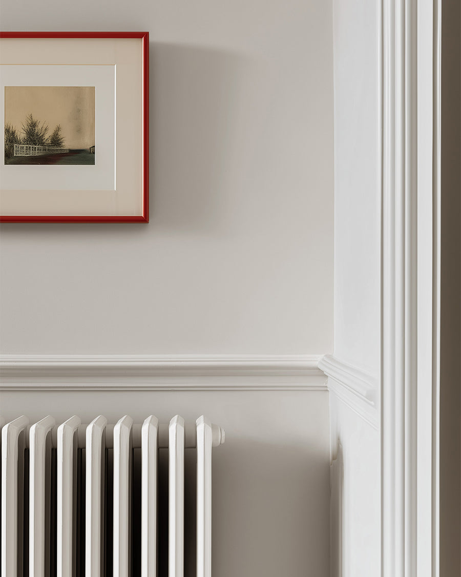 Radiator painted in Lick White 02
