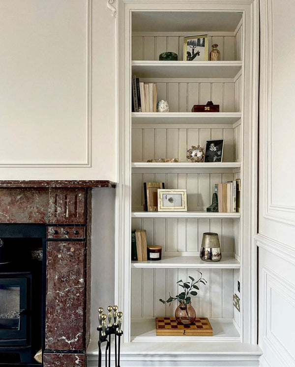 Living room decorated in Lick White 06 paint shade by lifeateightysix
